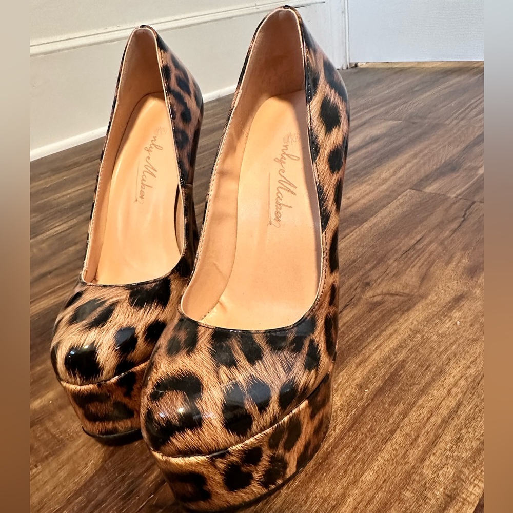 Only Maker Leopard Print Pumps